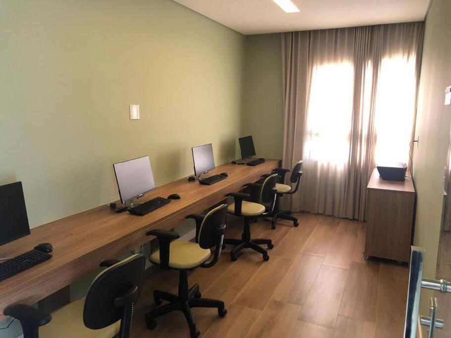 Apartment Aconchegante Em Frente A
